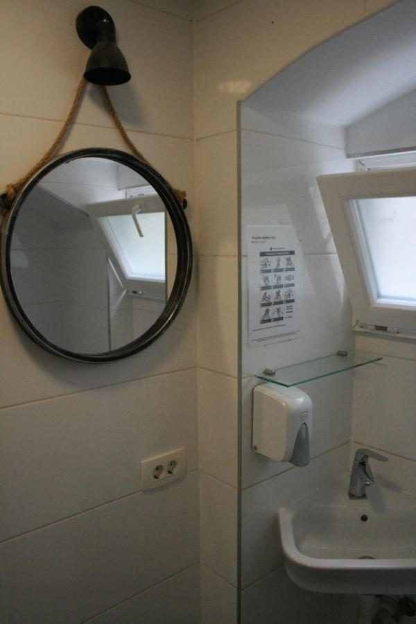Booze & Snooze Social Hostel Spalato Esterno foto